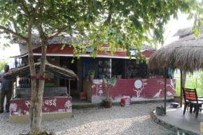 Tharu Cooperative Homestay- Kathar,Sauraha, Chitwan